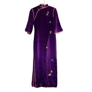 Vintage 80s Purple Silk Cheongsam Dress Floral Embroidery M midi with side slit